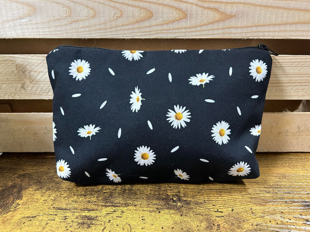 PERFECT MAKEUP POUCH