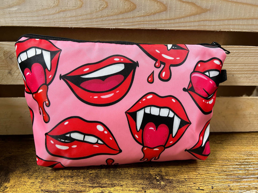 PERFECT MAKEUP POUCH