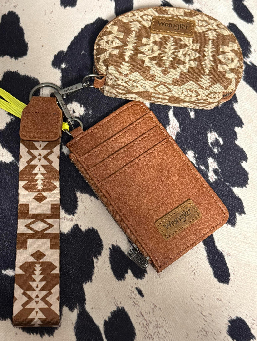BROWN WRANGLER ART PRINT DUAL POUCH WRISTLET