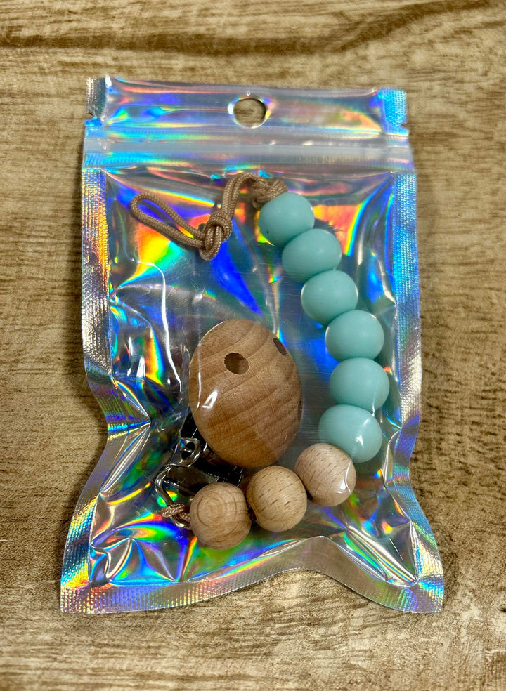 PACIFIER CLIP WITH SILICONE BEADS