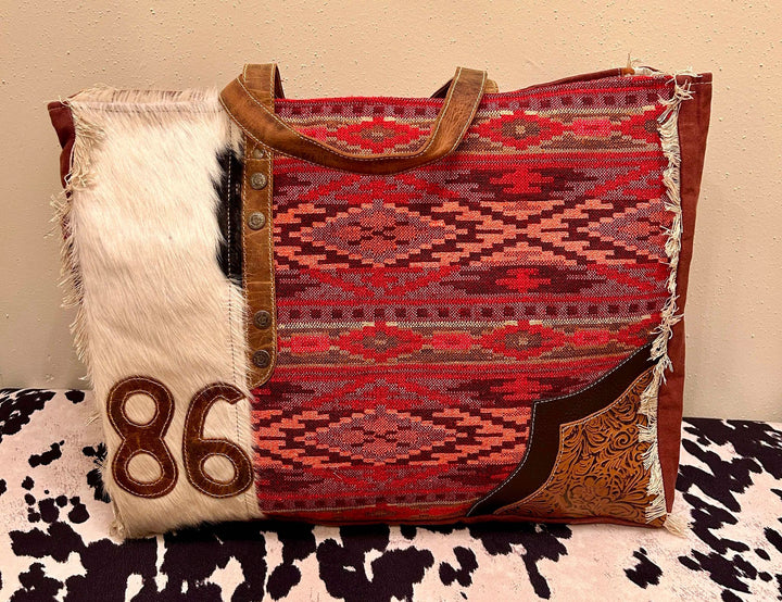 RAGING SUNSET CHEST BAG