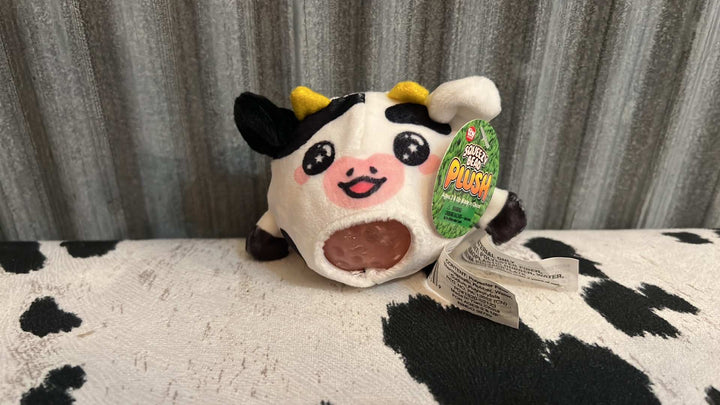 PLUSH FARM ANIMAL WATER BEAD STRESS BALL