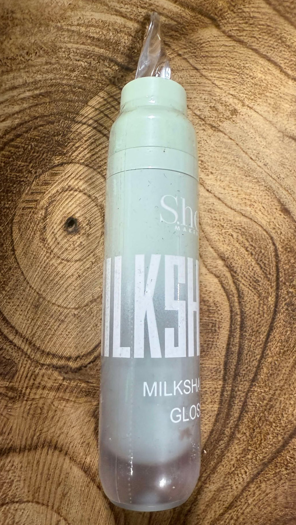 MILKSHAKE GLOSS LIP TREATMENT