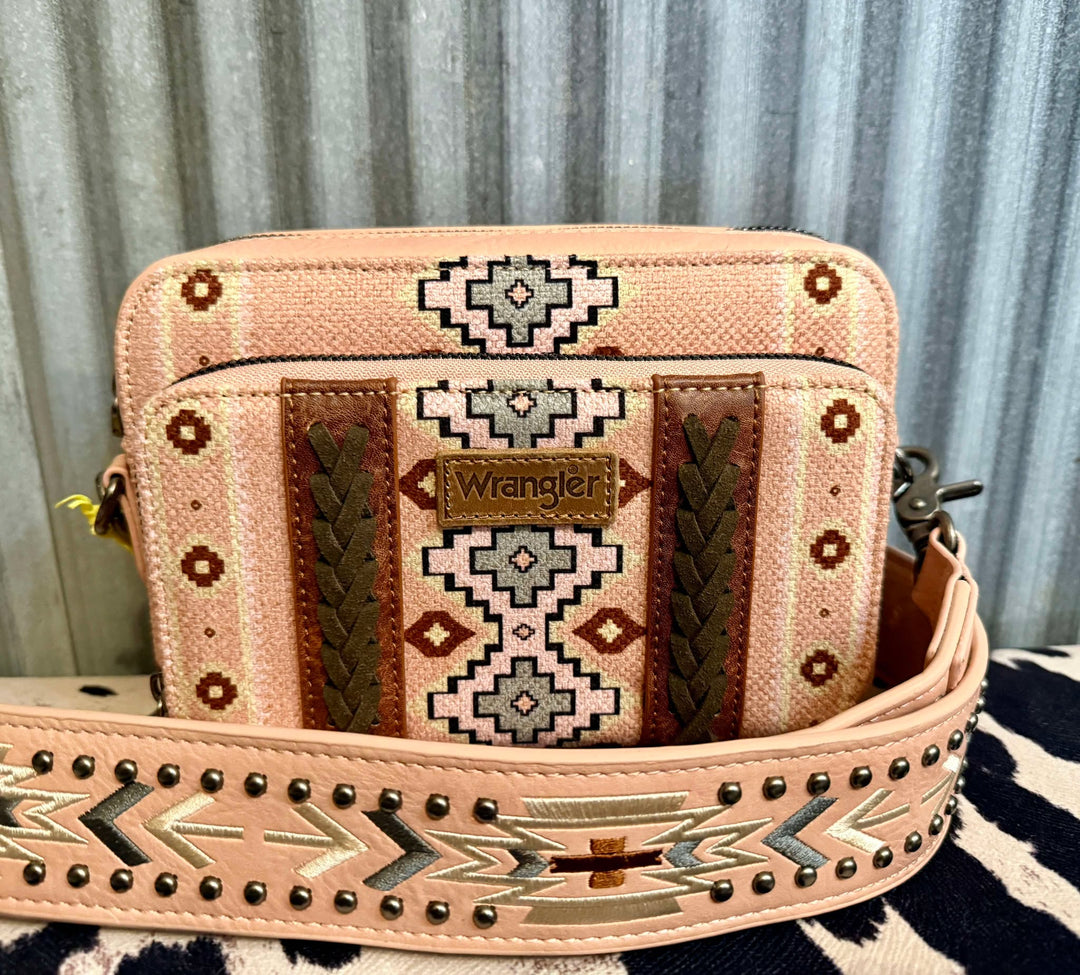 LIGHT PINK WRANGLER AZTEC CROSSBODY WITH WALLET COMPARTMENT