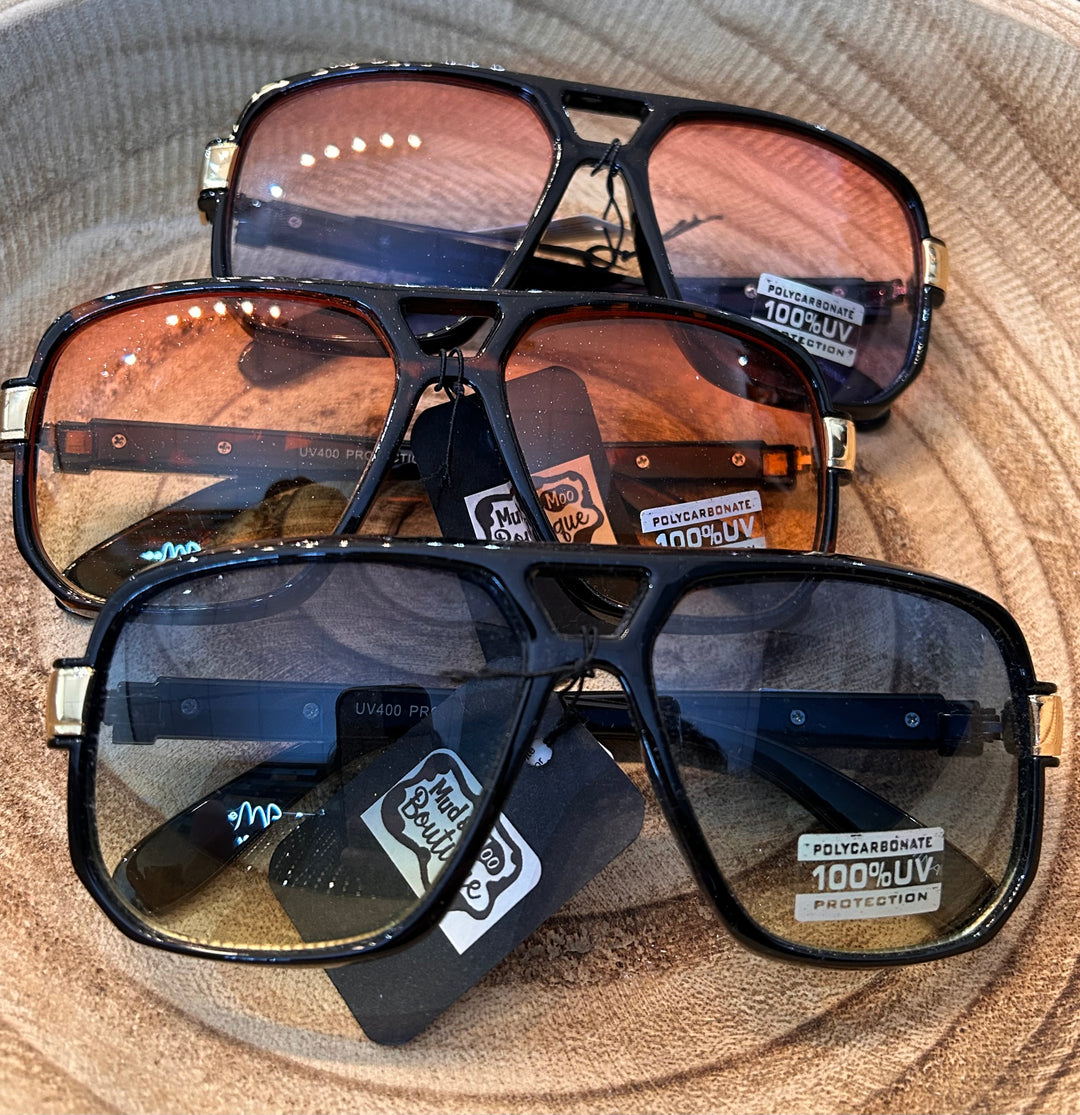 TINTED AVIATOR SUNGLASSES