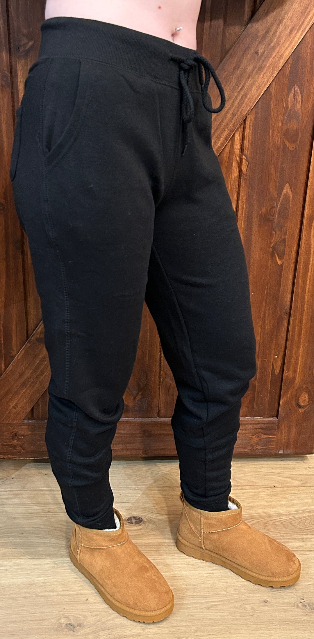 FLEECE BASIC JOGGER WITH POCKETS
