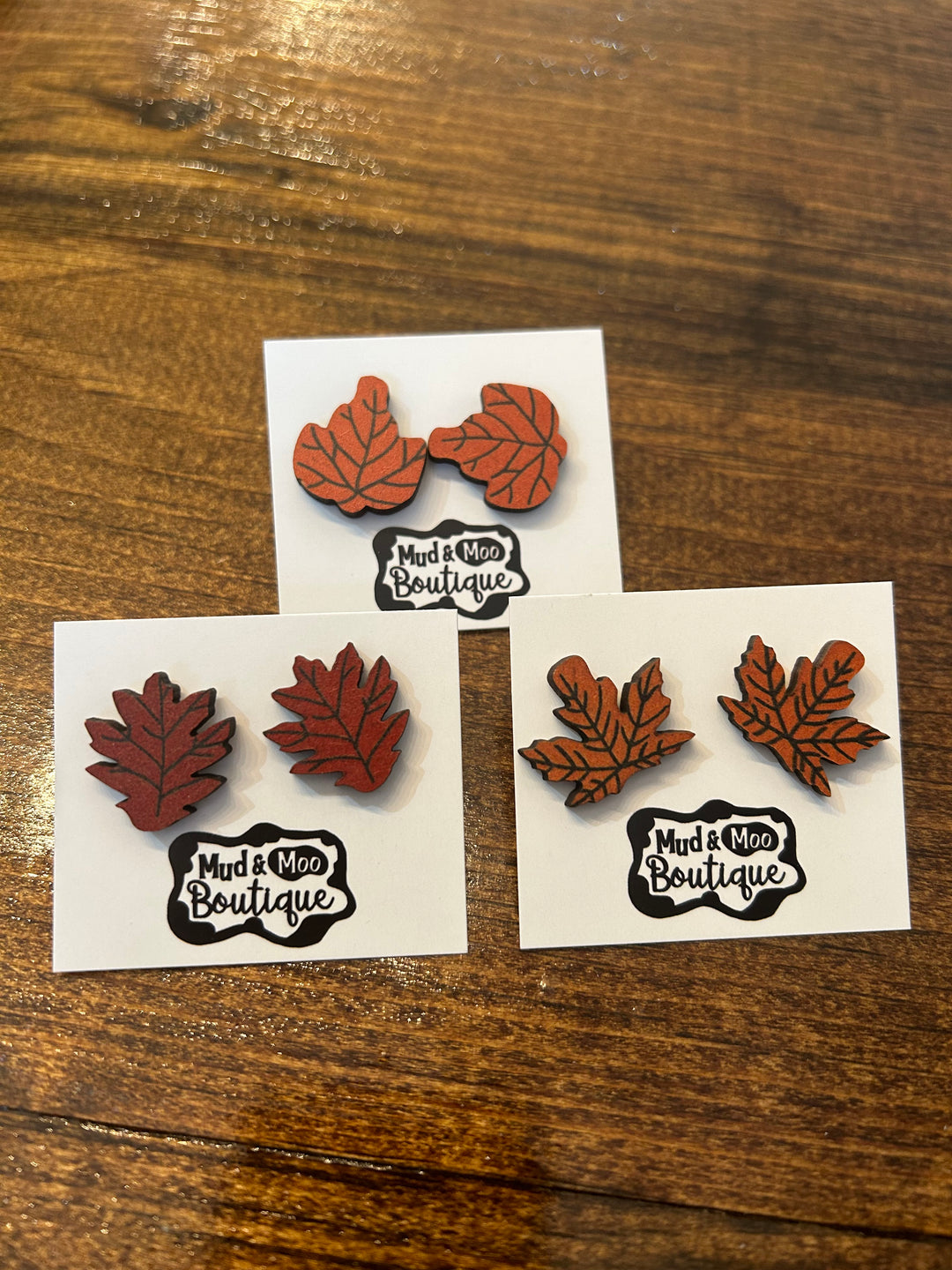 LEAF STUD EARRINGS