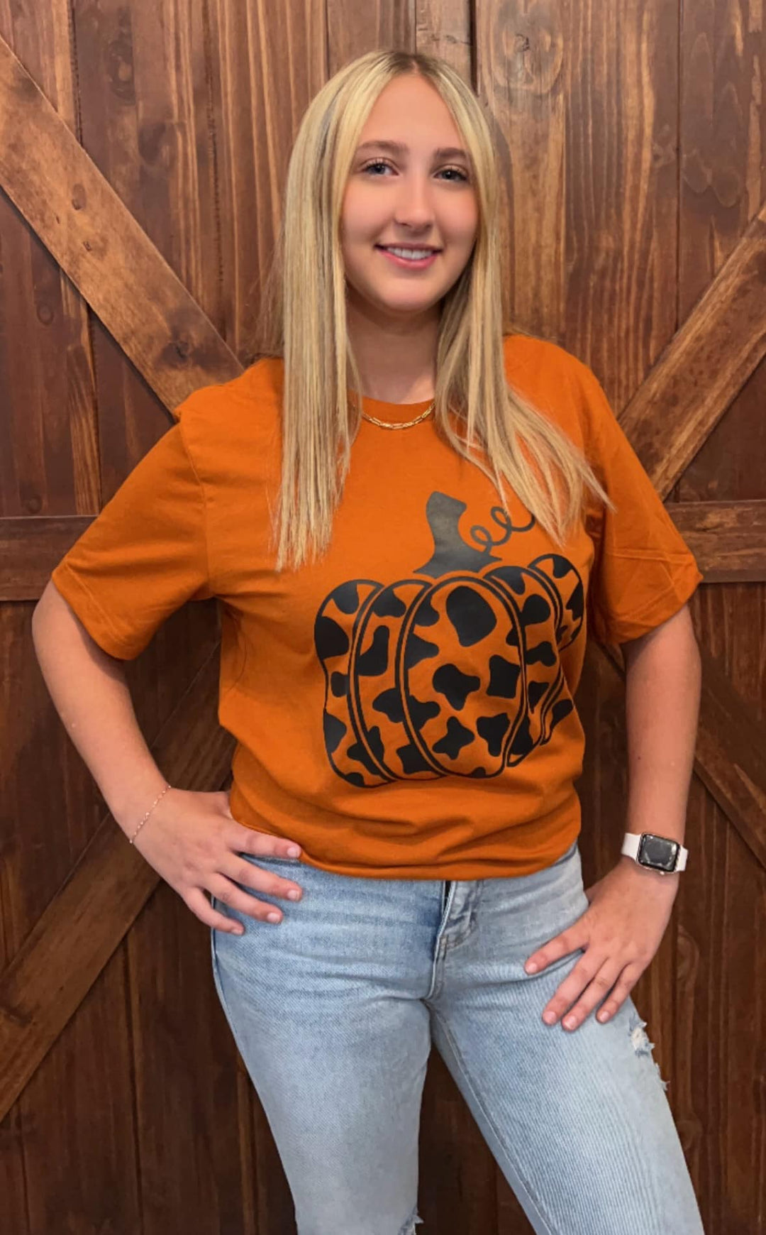 COW PUMPKIN GRAPHIC TEE