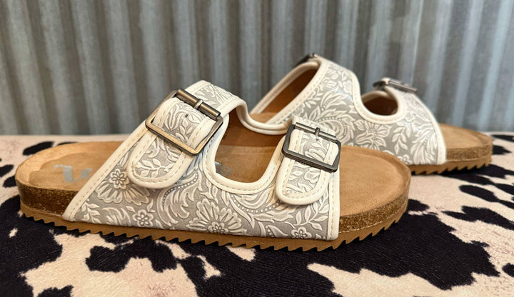 MISS DAISY SANDALS