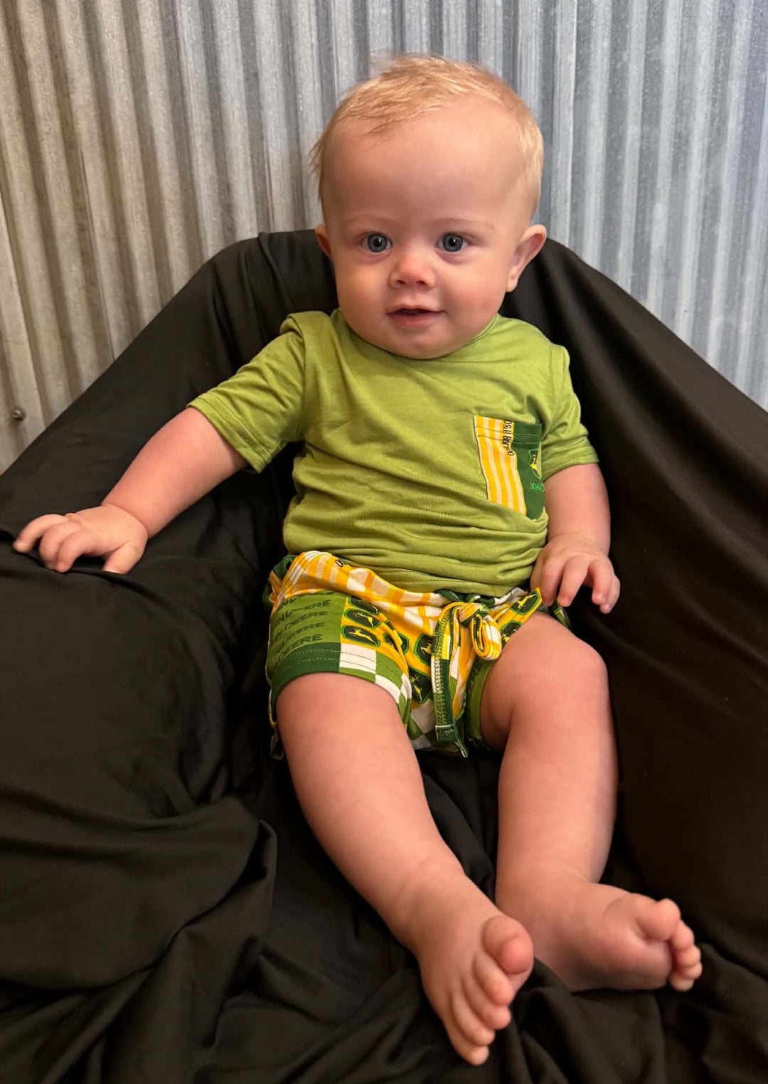 JOHN DEERE GREEN BAMBOO 2 PIECE SHORT SET
