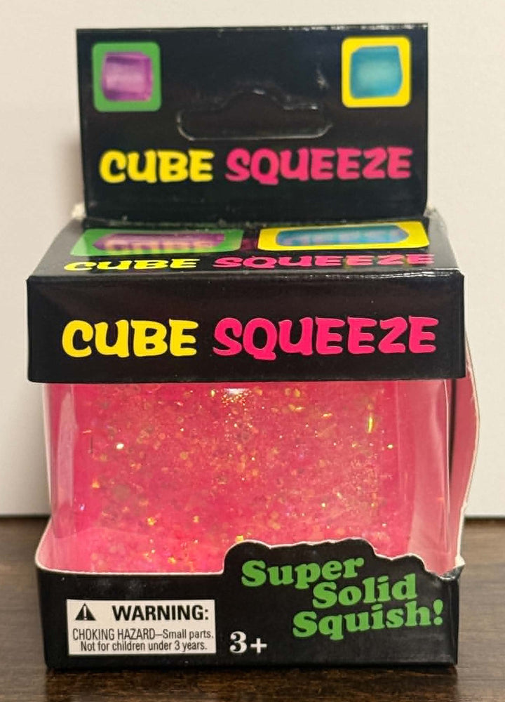 GLITTER SQUEEZE CUBE