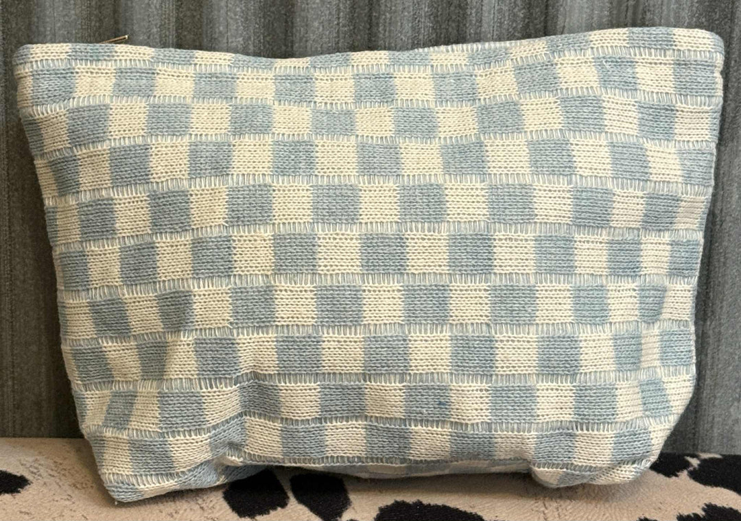 RETRO CHECKERED MAKEUP BAG