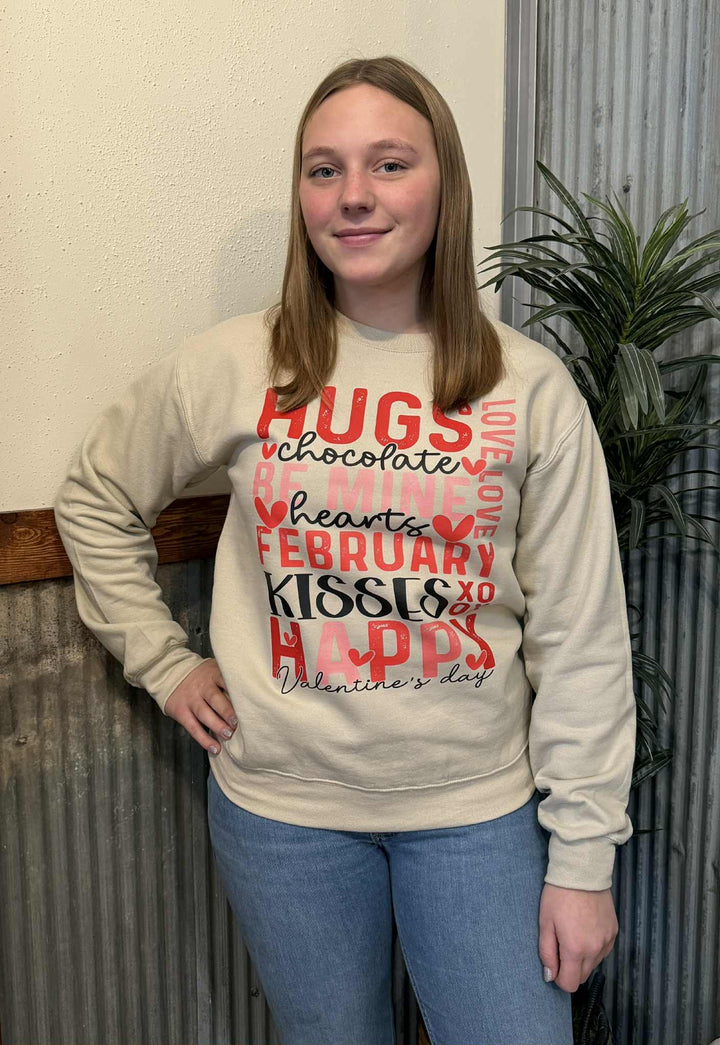 HUGS & KISSES VALENTINE GRAPHIC CREWNECK