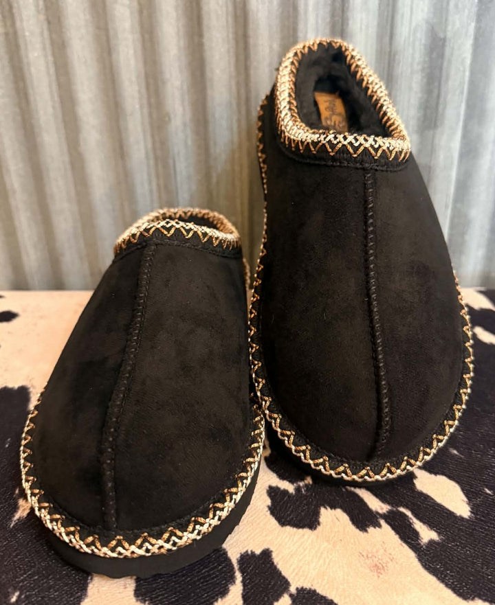 BLACK SHEEP SLIPPER SHOES