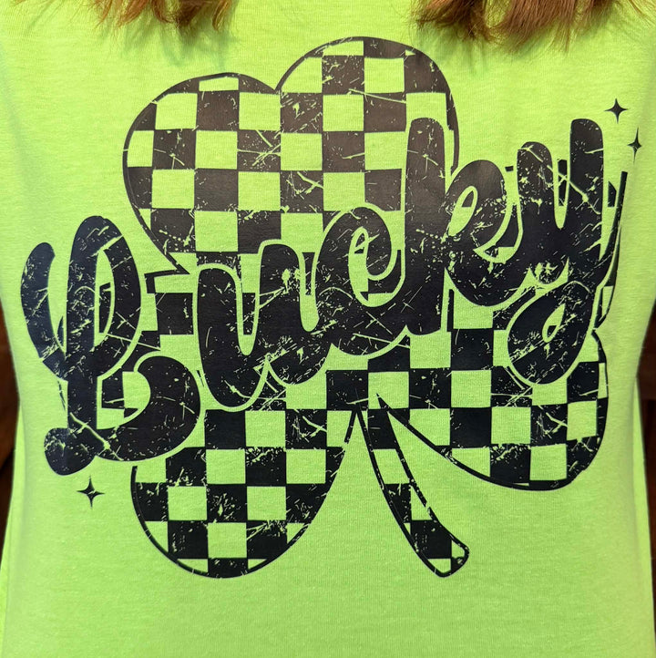 LUCKY CLOVER RETRO GRAPHIC TEE