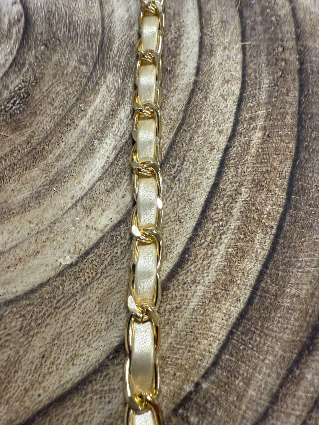 CHAIN CROSSBODY PHONE STRAP