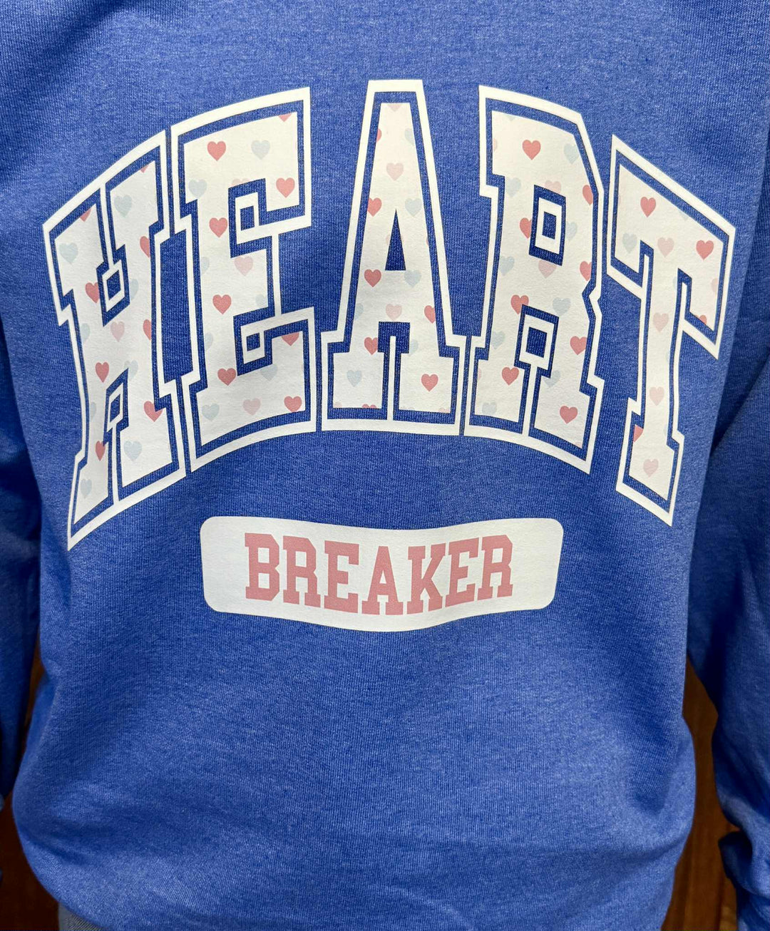 HEART BREAKER VALENTINE GRAPHIC CREWNECK