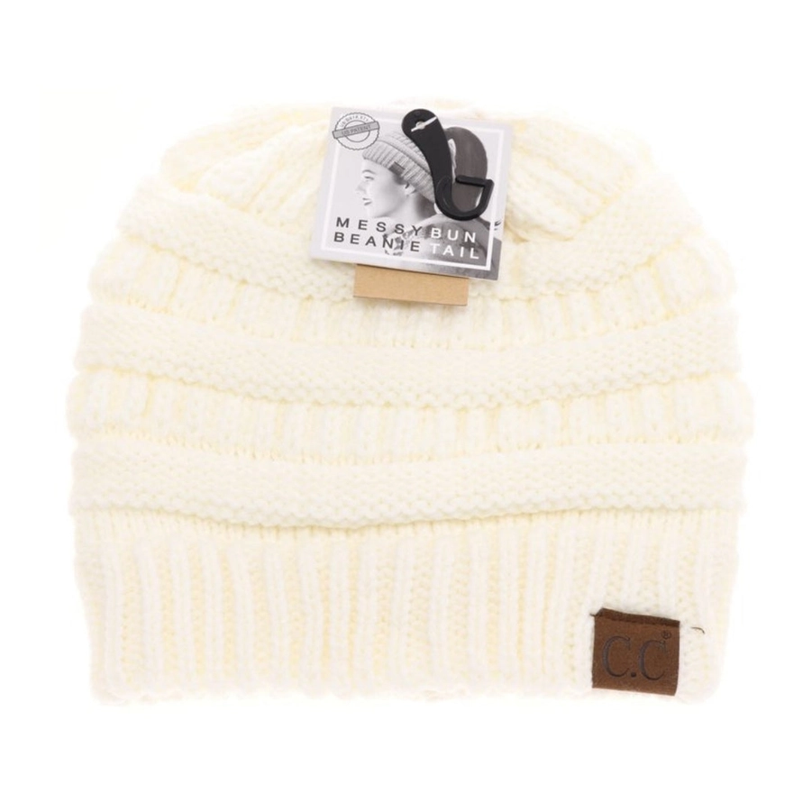 FUZZY LINED SOLID CLASSIC C.C BEANIE TAIL