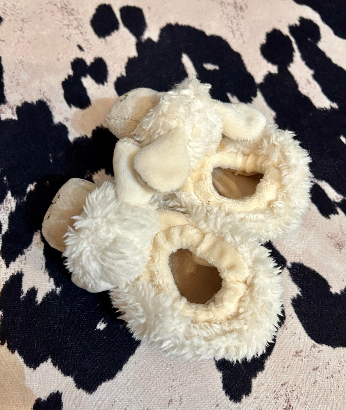 SHEEP BABY SLIPPERS 0-6MO