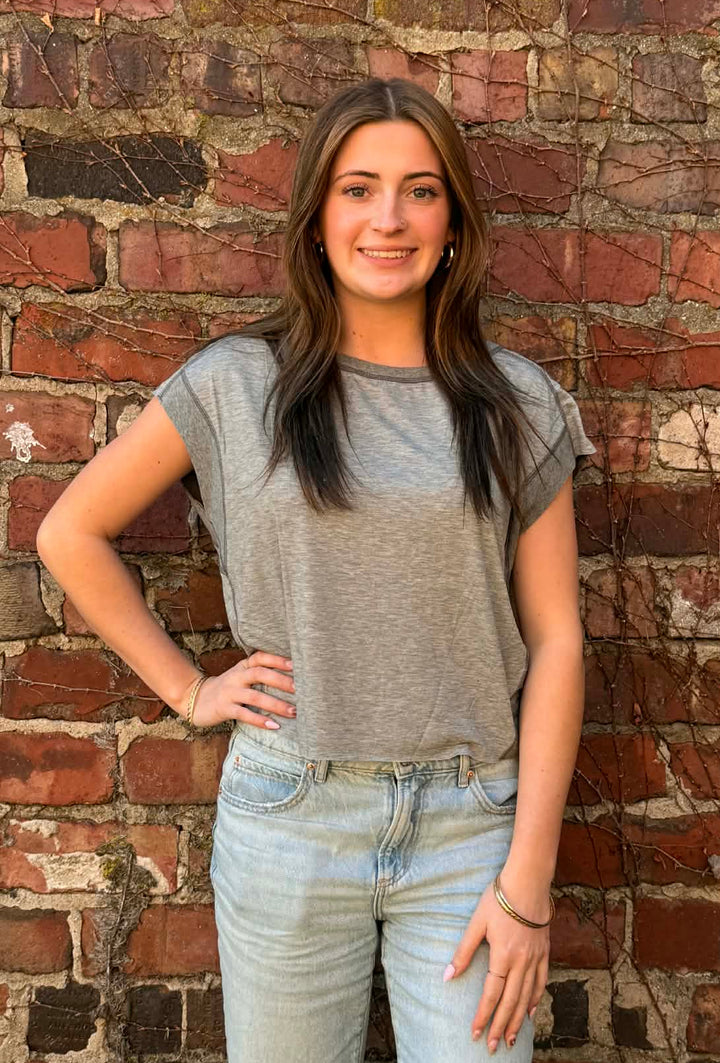 SIMPLE TIMES WORKOUT TEE (HOLLOW BACK)