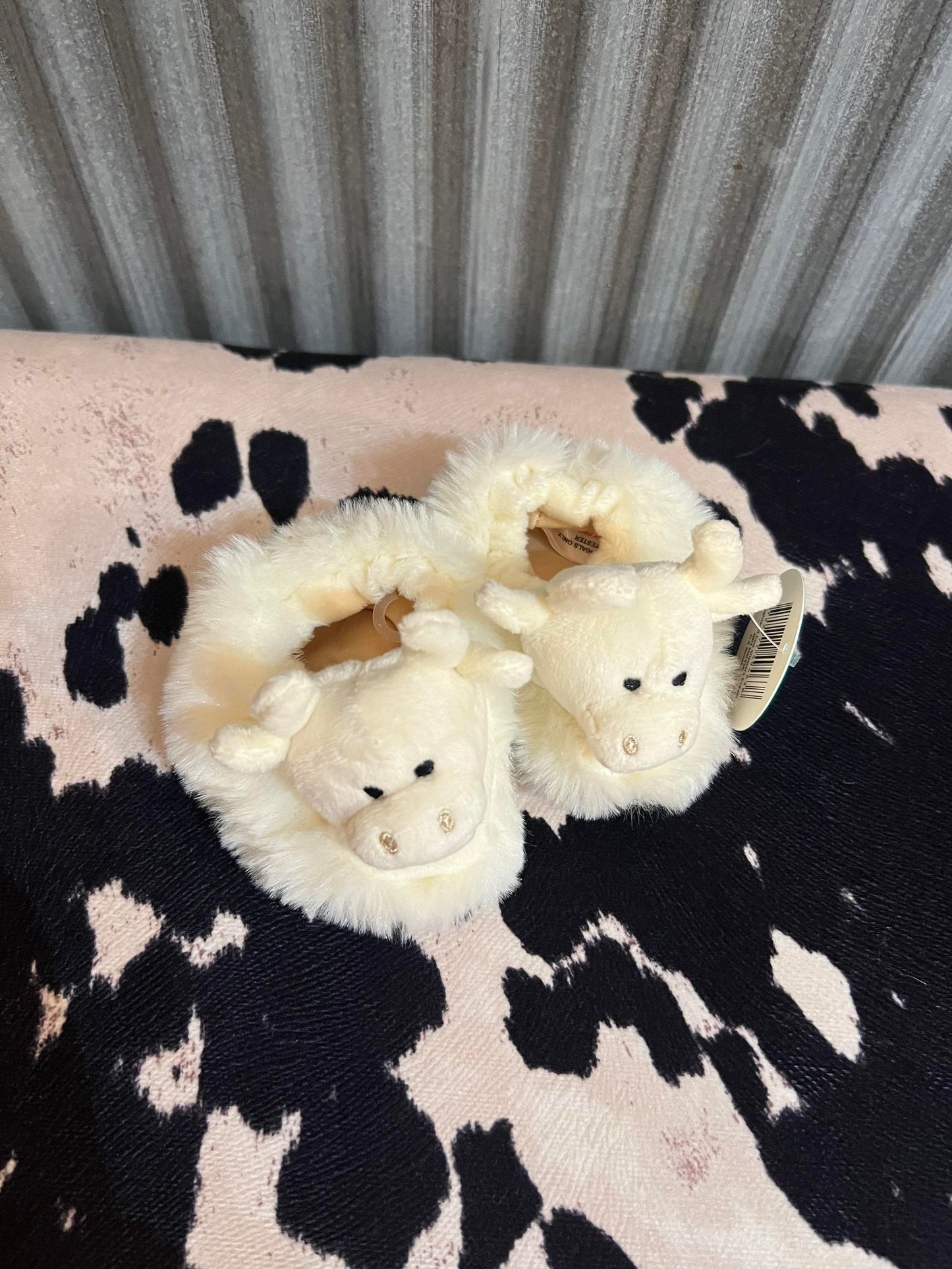 HIGHLAND COW BABY SLIPPERS 0-6MO