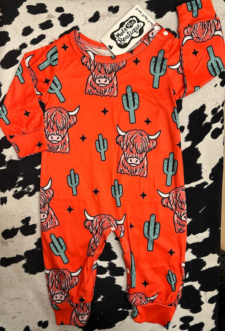 ORANGE HIGHLAND COW LONG SLEEVE ROMPER/SLEEPER