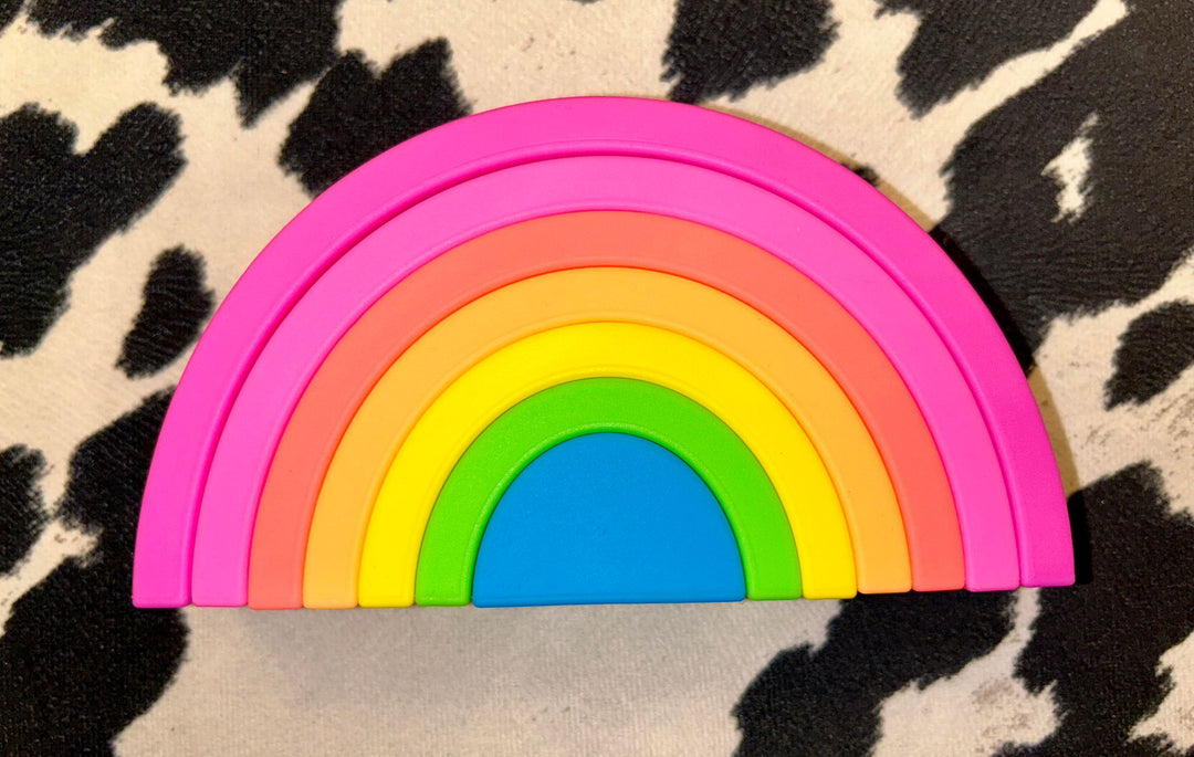 STACKABLE RAINBOW SILICONE TOY