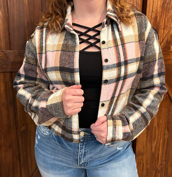 50% OFF LIGHT PINK & NAVY PLAID CROPPED SHACKET