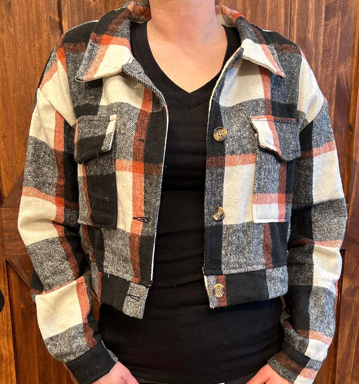 CROPPED PLAID SHACKETS