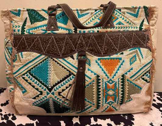 Southern Escape Weekender Bag