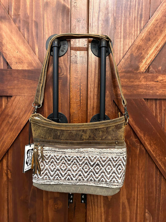 AZTEC DIAMOND SHOULDER BAG