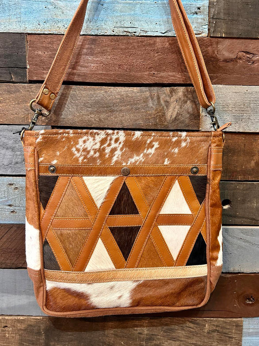 WESTERN PEAKS LARGE CROSSBODY