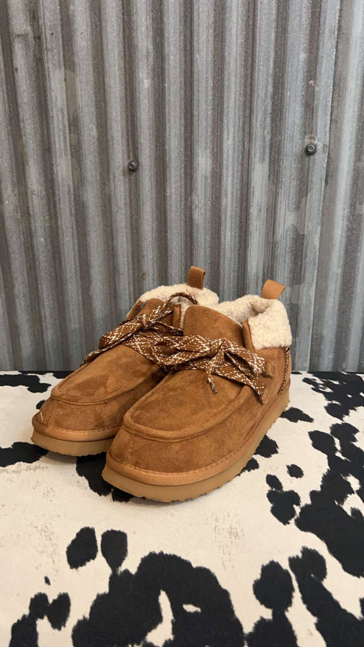 ESKIMO GIRL HIGH TOP SLIPPERS