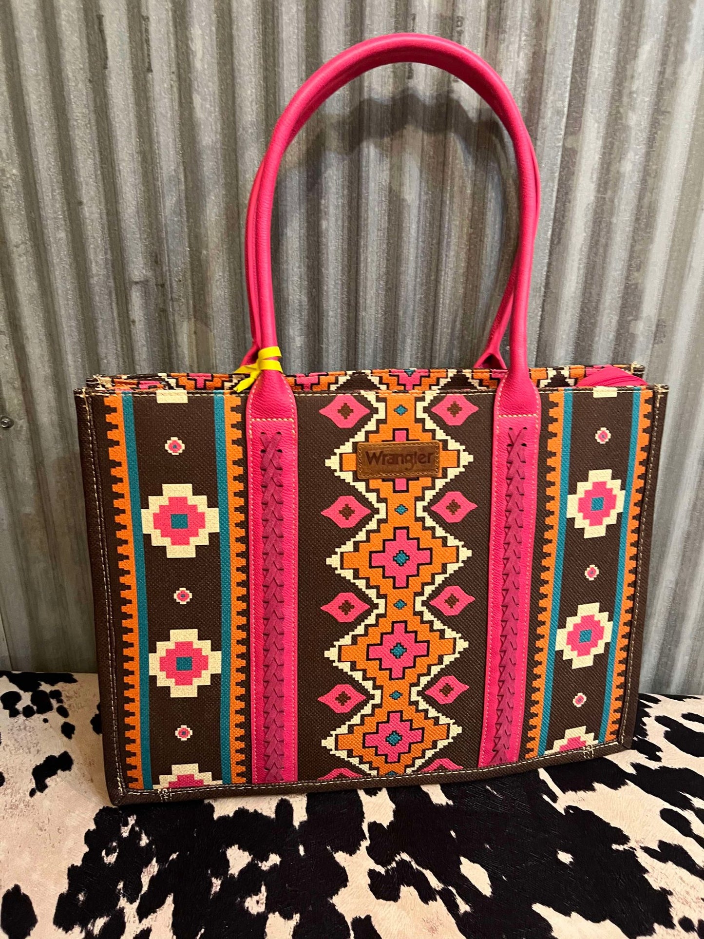 HOT PINK WRANGLER SOUTHWESTERN PATTERN DUAL SIDED PRINT CANVAS WIDE TOTE