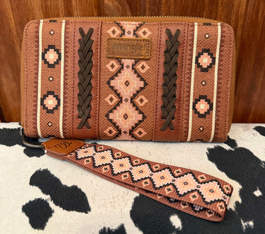 DARK BROWN WRANGLER SOUTHWESTERN WALLET WRISTLET