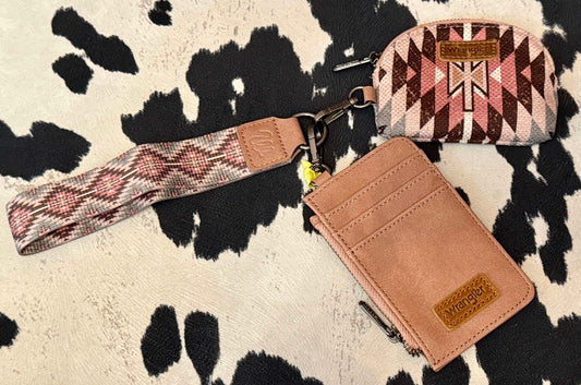 DARK PINK WRANGLER ART PRINT SOUTHWESTERN DUAL POUCH WRISTLET