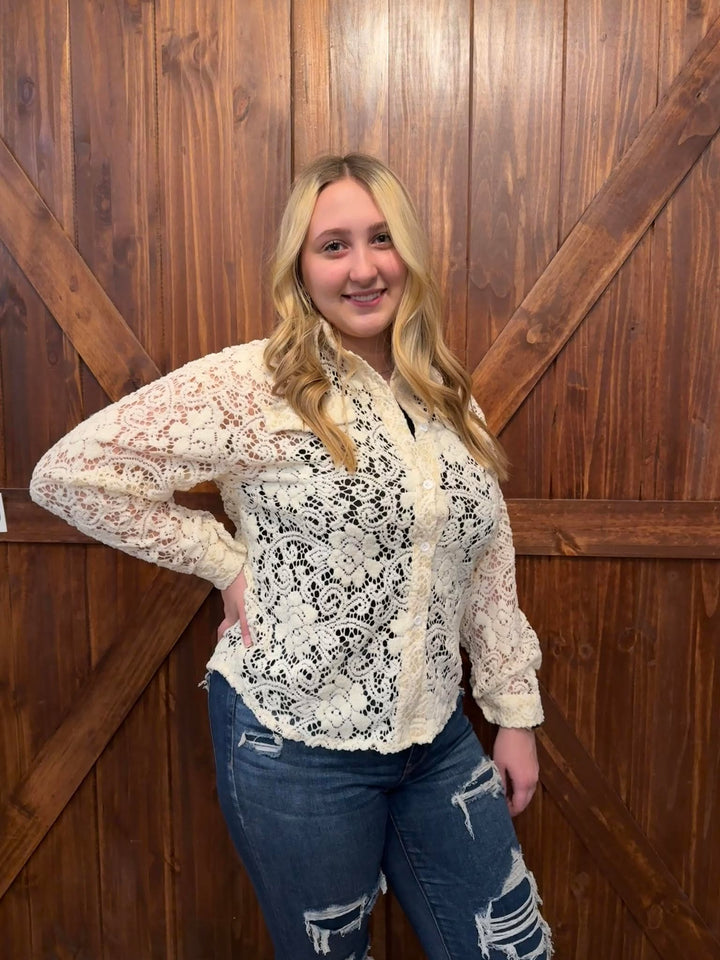 SIMPLE MOMENTS LACE JACKET