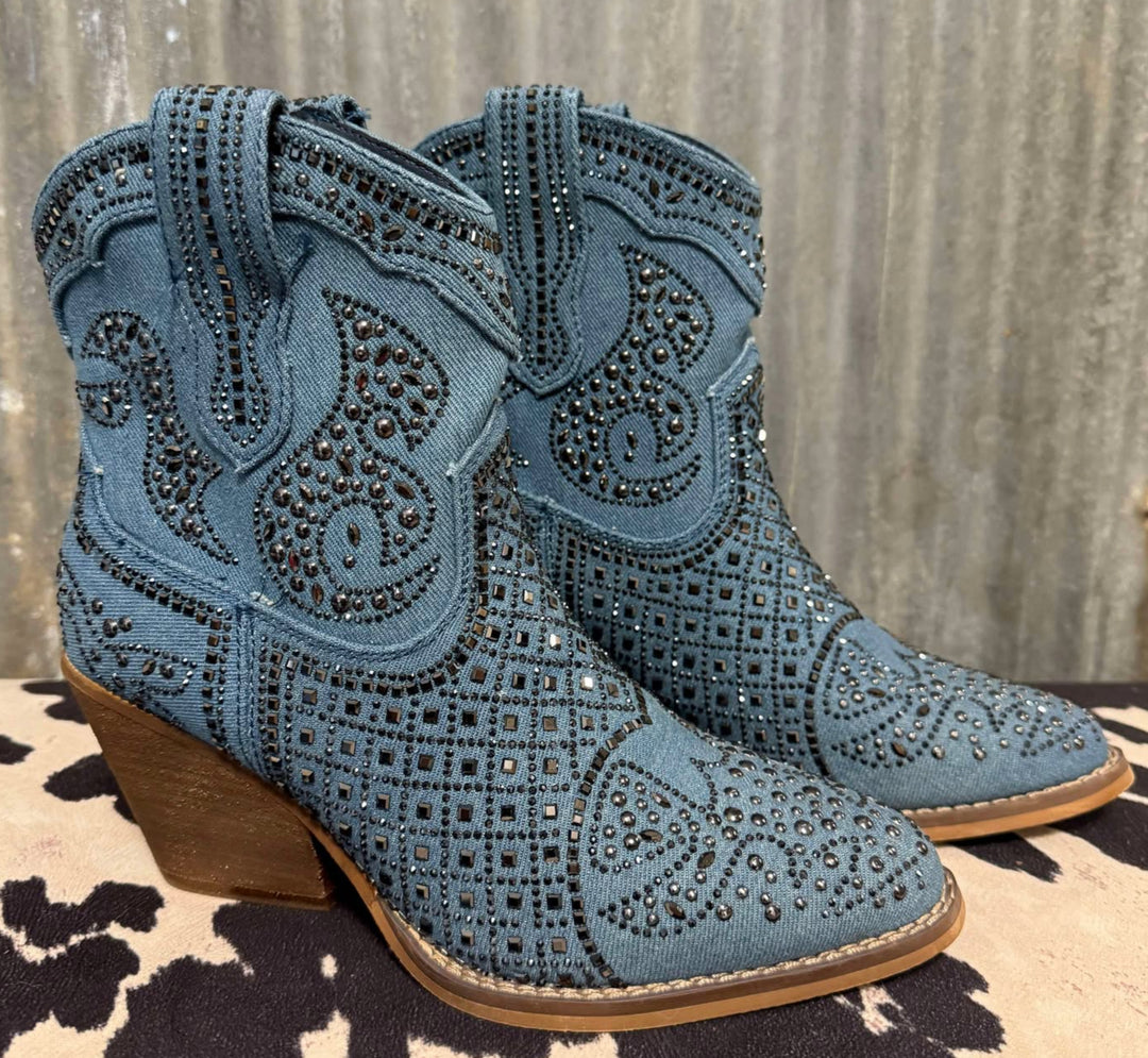 DENIM STYLE COWGIRL BOOTS