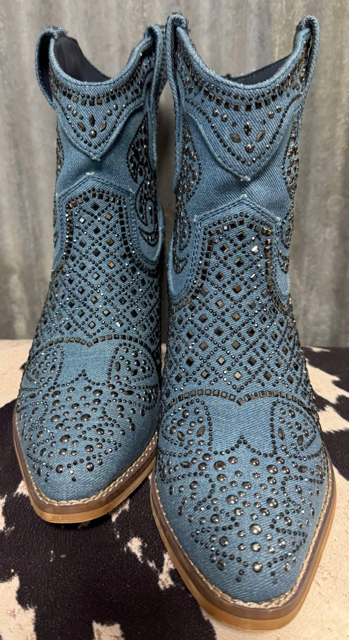 DENIM STYLE COWGIRL BOOTS