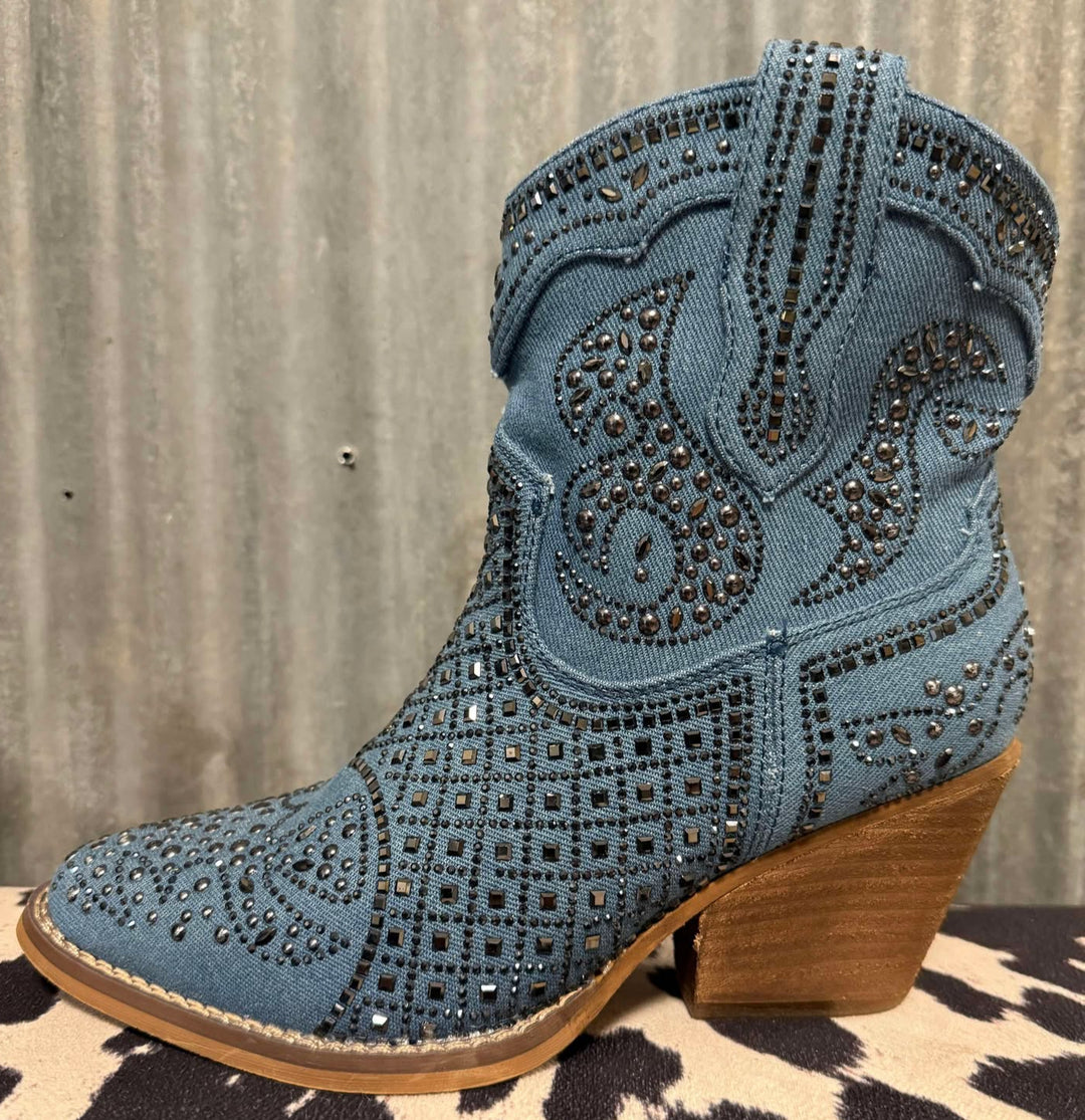DENIM STYLE COWGIRL BOOTS