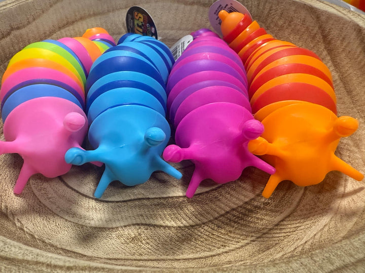 WIGGLY LIGHT-UP SLUG BUGZ