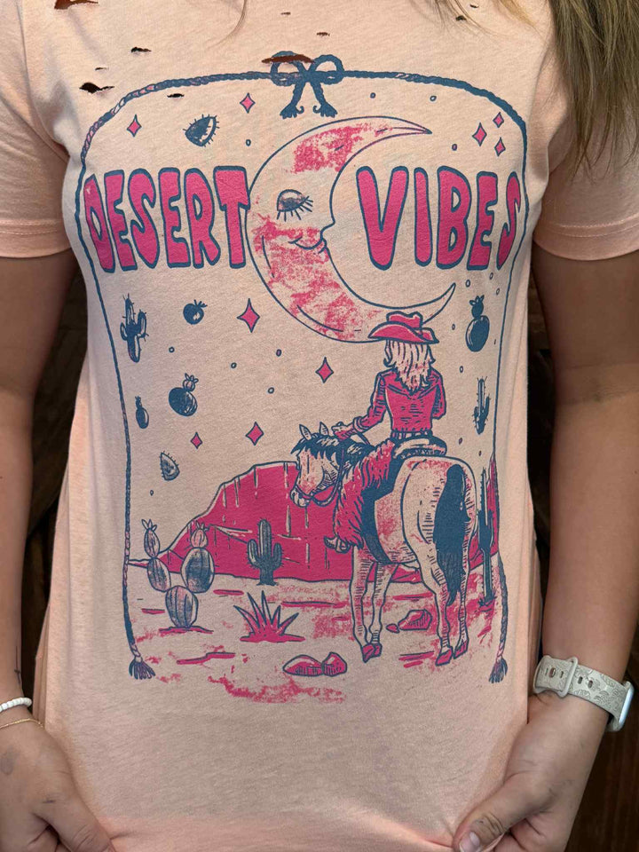 DESERT VIBES GRAPHIC TEE