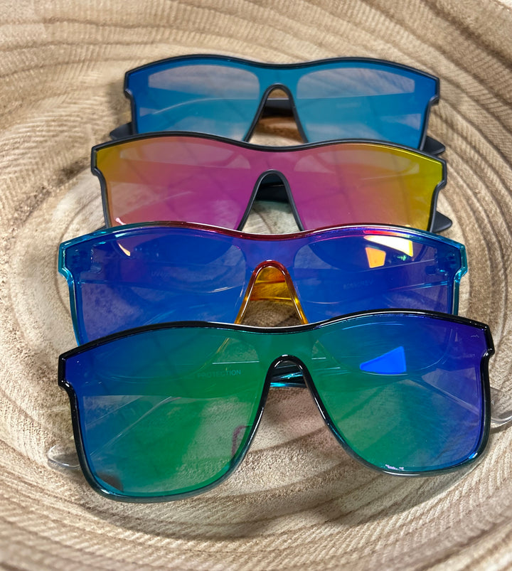 BLEND IN SUNGLASSES