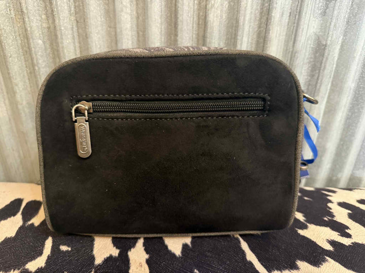 BLACK FLORAL WRANGLER CROSSBODY WITH ZIPPER COMPARTMENT