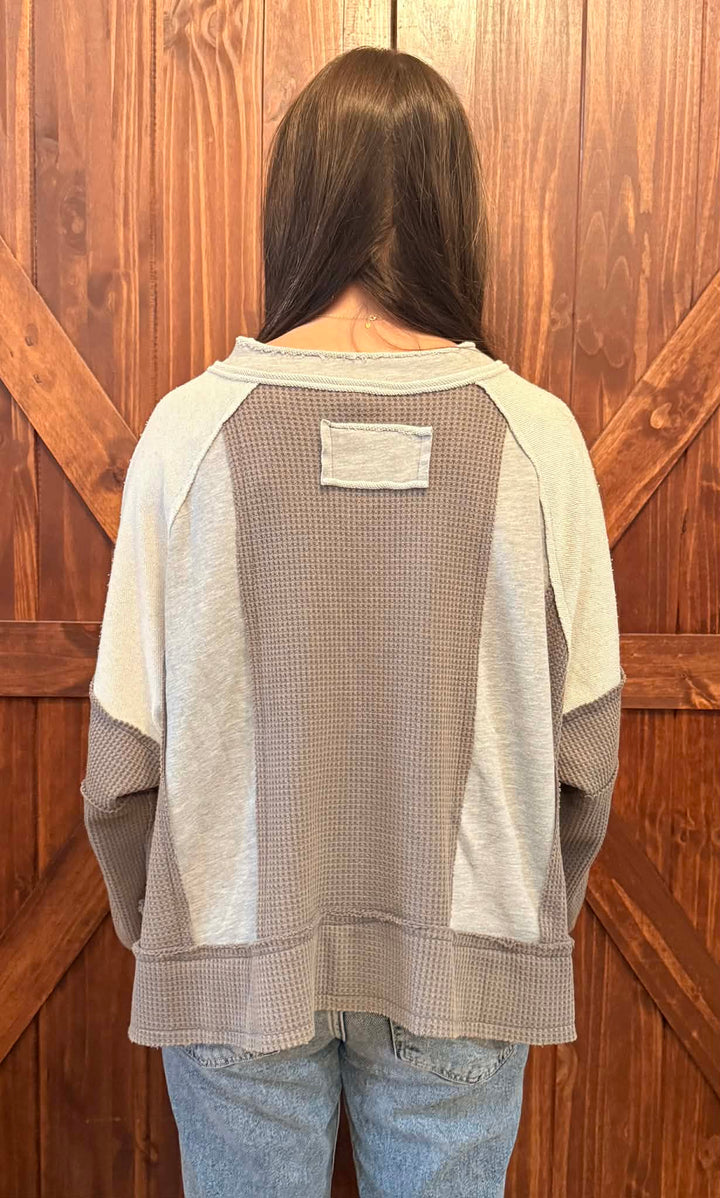 COMFY ME CONTRAST FABRIC LONG SLEEVE