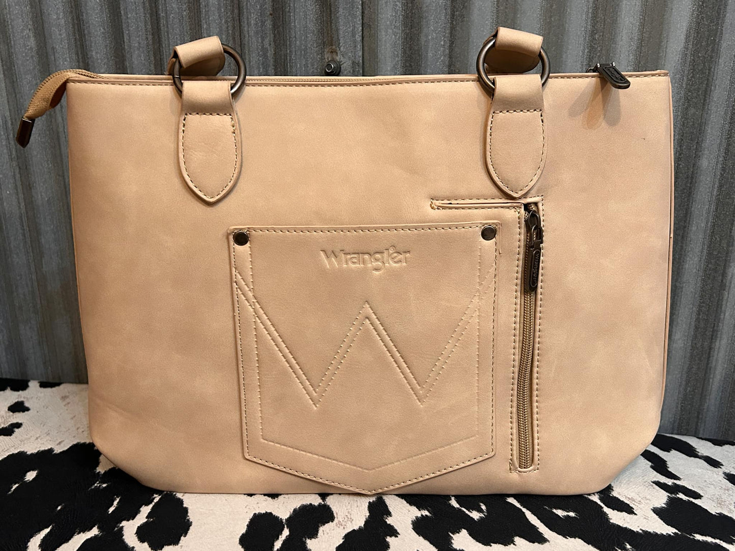 LIGHT TAN WRANGLER CONCEALED CARRY TOTE