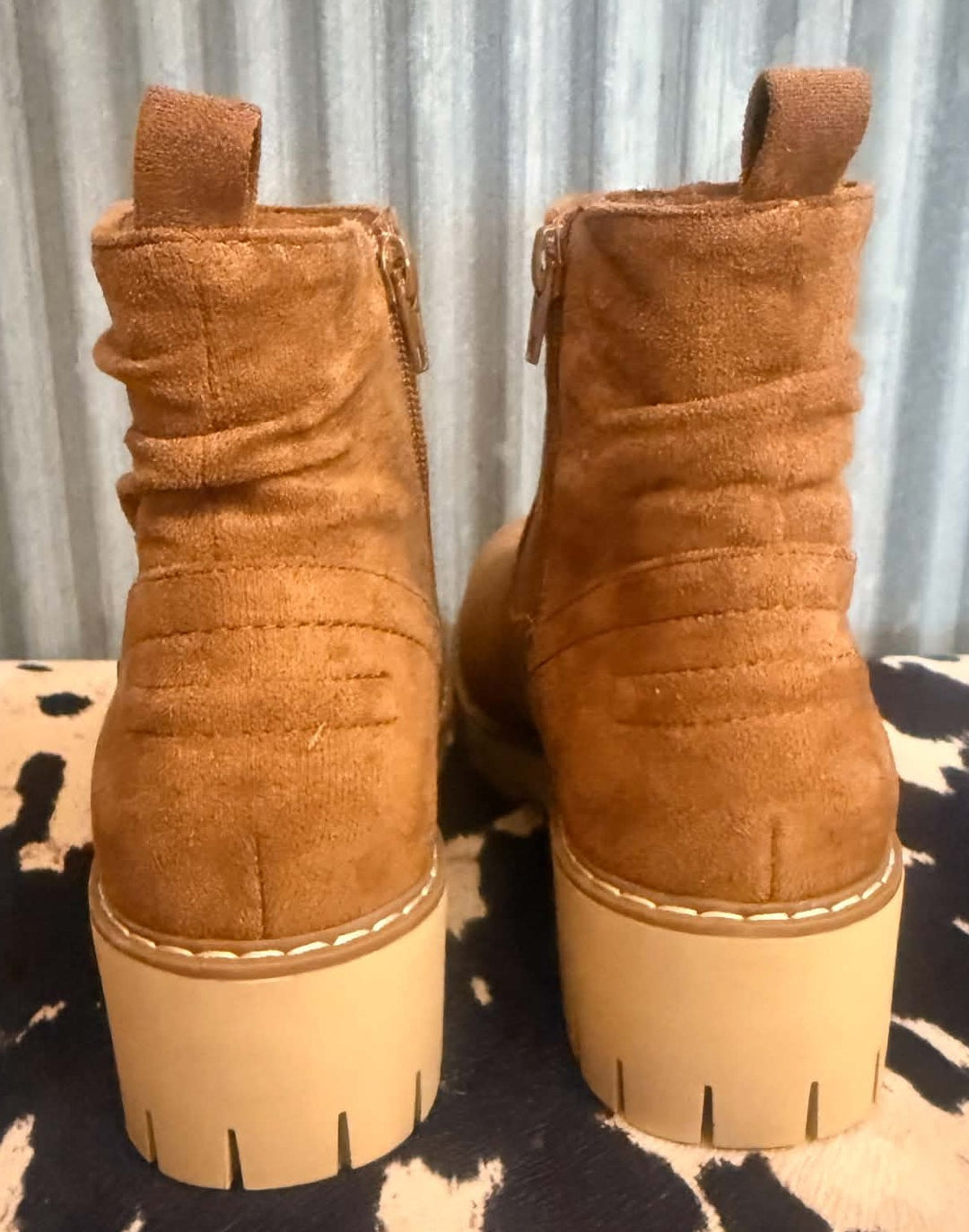 COZY MIDWEST GIRL BOOTS