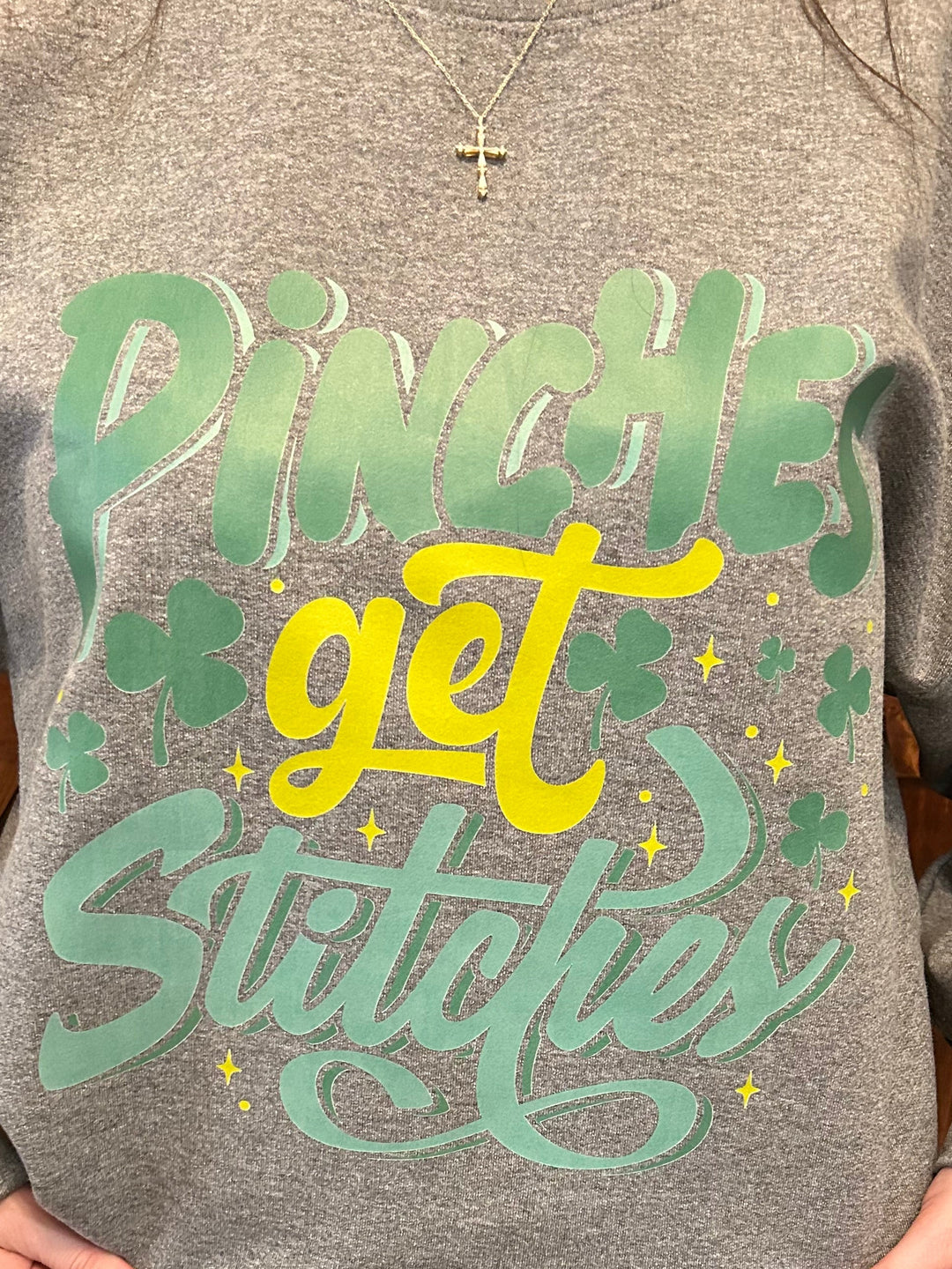 PINCHES GET STITCHES GRAPHIC CREWNECK