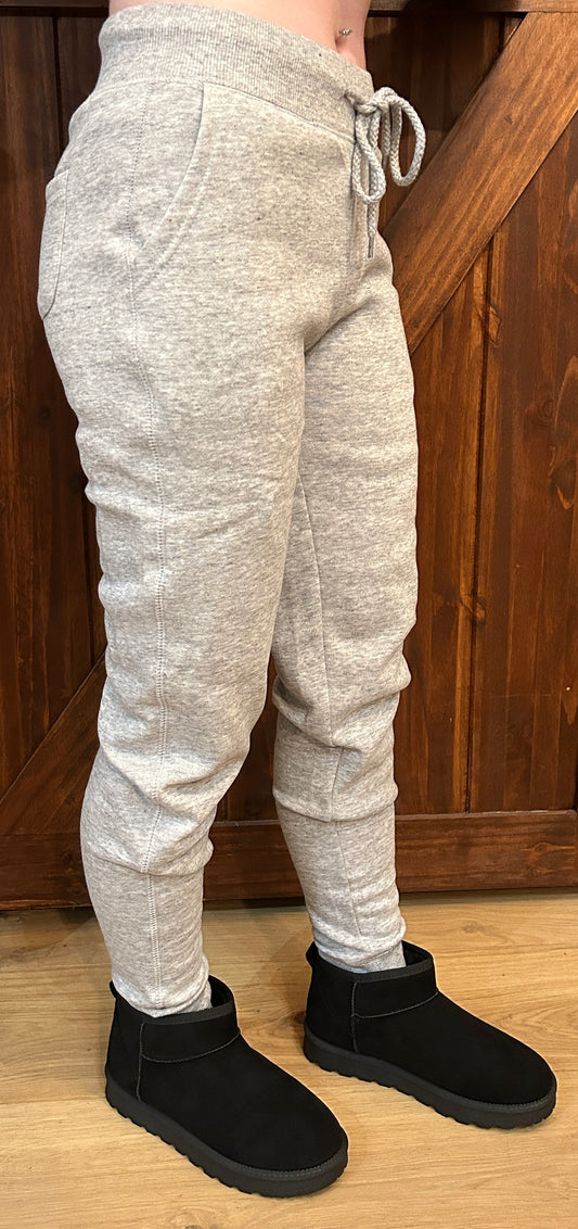 FLEECE BASIC JOGGER WITH POCKETS