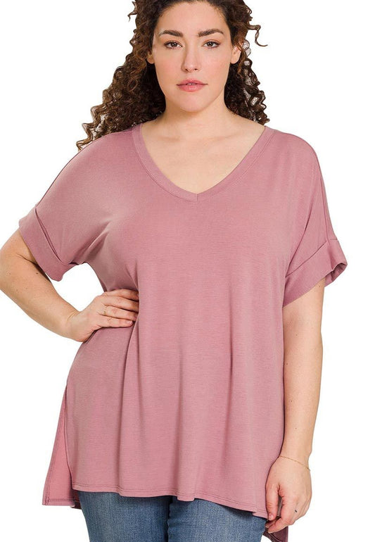 HAPPY DAYS CURVY V-NECK TOP